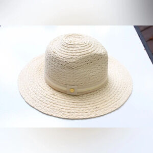 Beautiful Vince Camuto hat